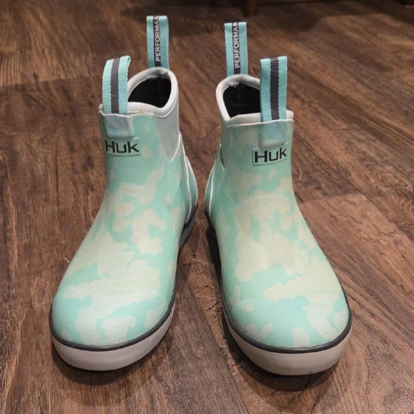 Huk Teal Camouflage Boots - Picture 2 of 3